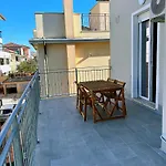 Apartament Conero-alba Al Mare-bilocali Adiacenti E V I S T A Mare