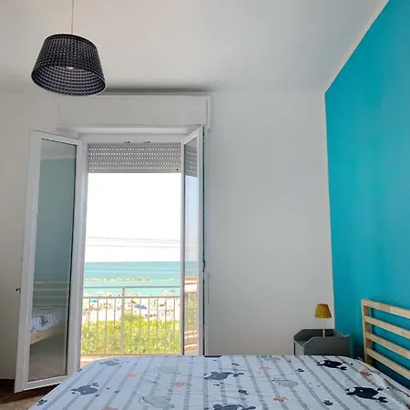 Conero-alba Al Mare-bilocali Adiacenti E V I S T A Mare *