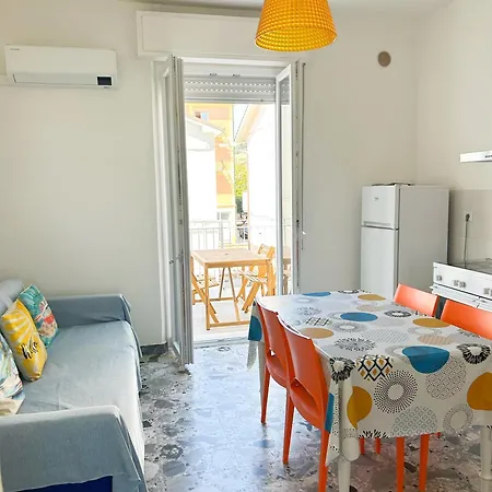 Appartement Conero-alba Al Mare-bilocali Adiacenti E V I S T A Mare Porto Potenza Picena