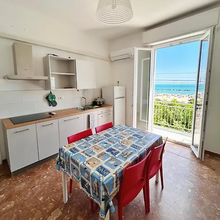 Conero-alba Al Mare-bilocali Adiacenti E V I S T A Mare アパート ポルト・ポテンツァ・ピチェーナ